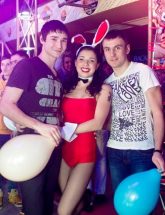 Фото с вечеринок с веселящим газом N2O